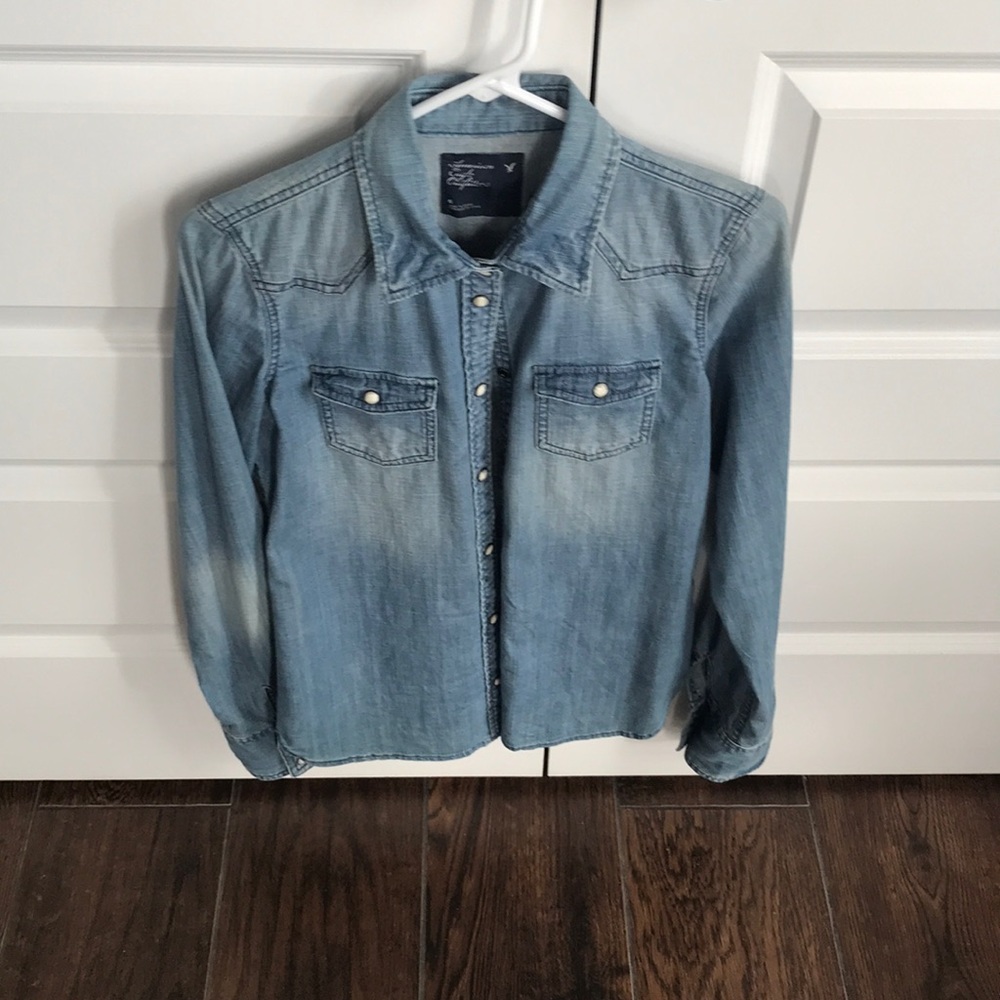 American Eagle denim shirt